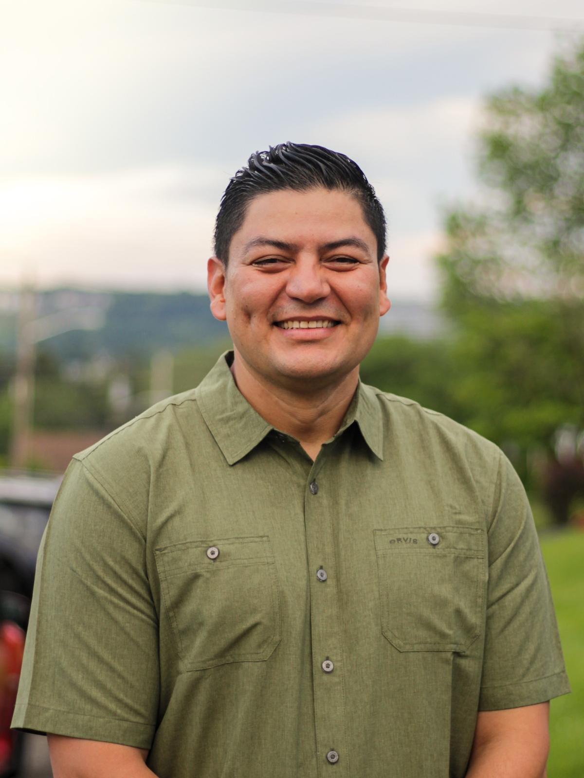 Carlos Mejía - Iglesia Centro de Gloria